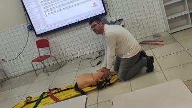 Curso de primeiros socorros para profissionais da educação