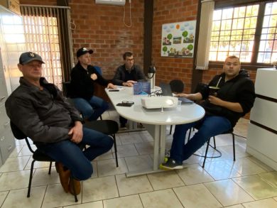 Reunião do Conselho Agropecuário de Lagoa dos Três Cantos para apresentação e discussão do Programa Terra forte