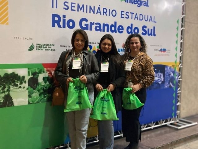 Delegação três-cantense participa do ll Seminário Estadual Escola em Tempo Integral