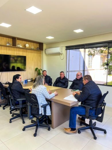 Convênio com o SAMU foi tema de reunião entre Governo Municipal de Lagoa dos Três Cantos e gestão da Saúde de Espumoso.