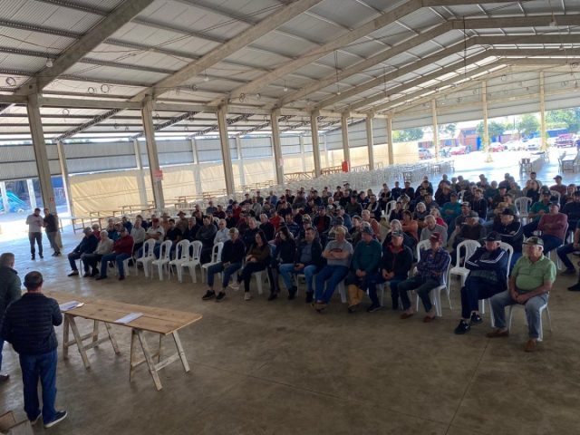Agricultores contemplados nos programas Solo Fértil e Milho 100% receberam autorização para retirada dos produtos