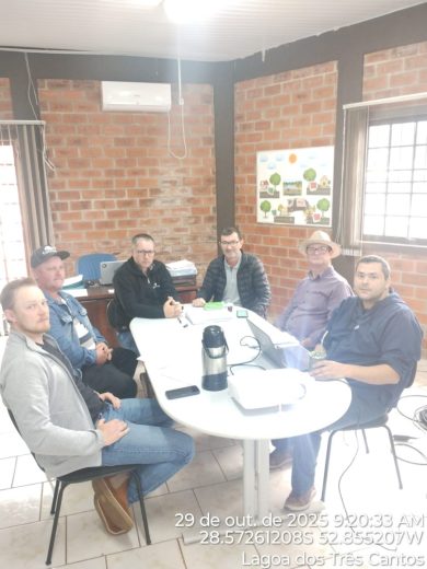 Conselho Municipal de Desenvolvimento Agropecuário de Lagoa dos Três Cantos realizou reunião para definir beneficiários do Programa Terra Forte