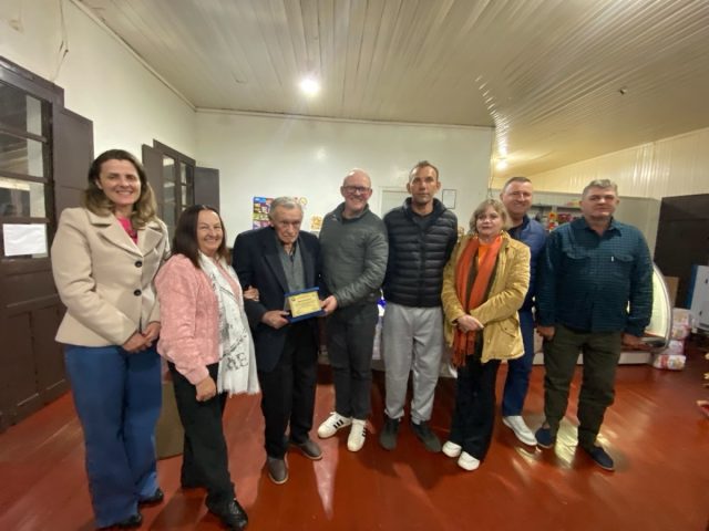Confraternização marca entrega da premiação do Municipal de Canastra Feminina em Lagoa dos Três Cantos – Taça Albertina Krössin