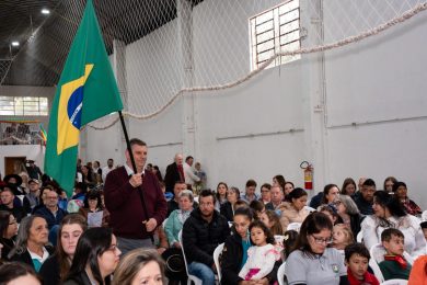 Celebração Crioula da Educação reúne excelente público em Linha Glória